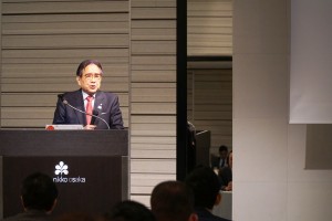 川添堯彬 理事長・学長(開会のご挨拶)